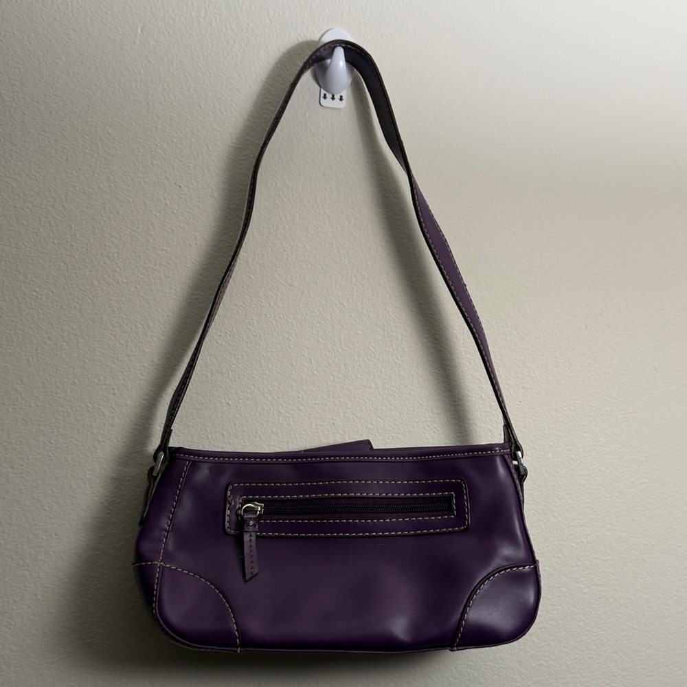 Villager Purple Zippered mini shoulder Bag - Picture 3 of 5